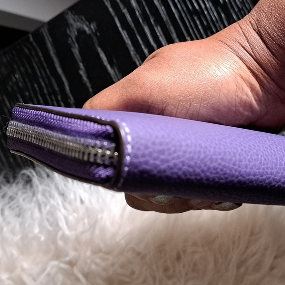 Coach NWOTs Zip Around Wallet - Picture 11 of 16